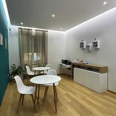 Moonlight Drive Гостевой дом 3*